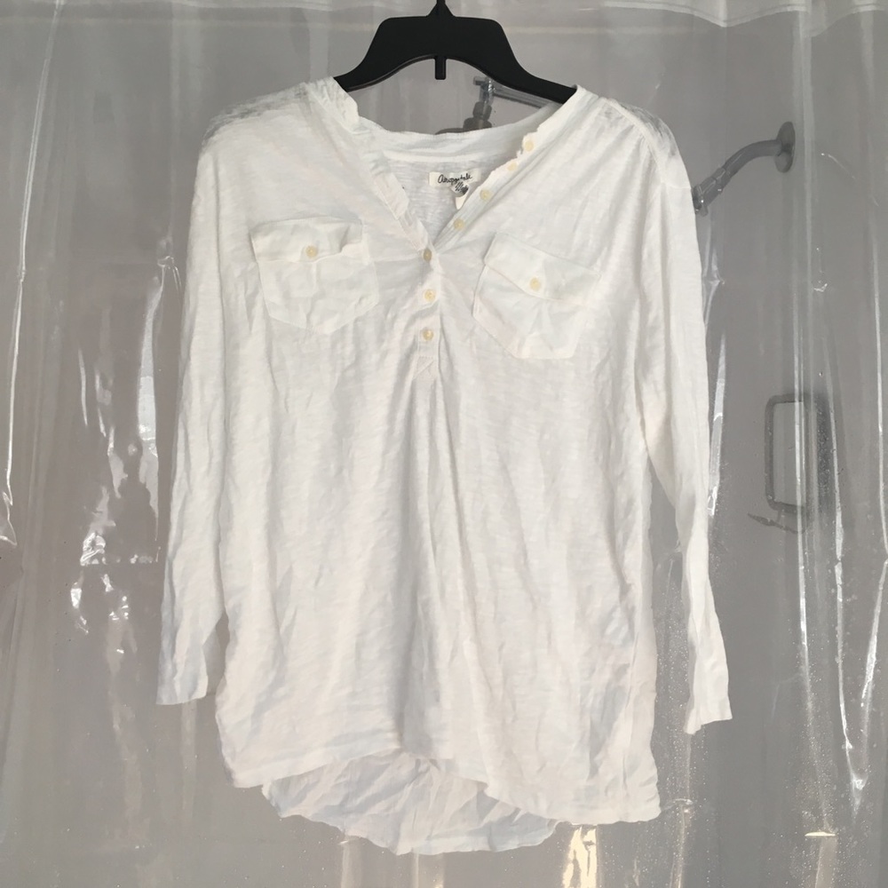 Aeropostale white long sleeve 1/4 button top